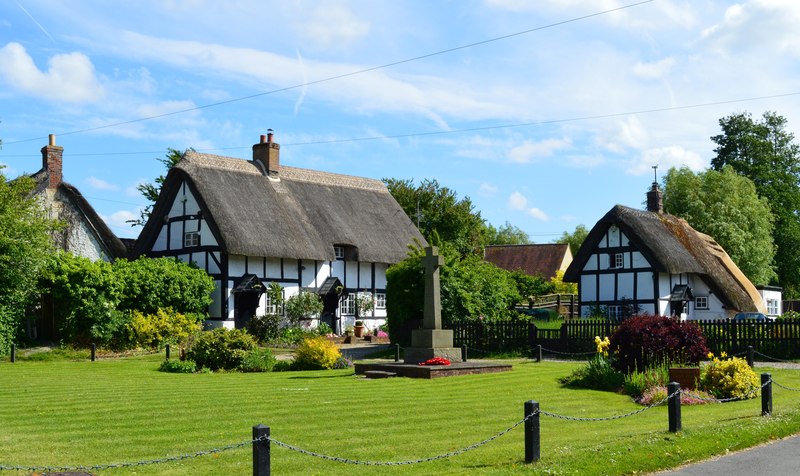 Grounds and garden maintenance in Chalgrove